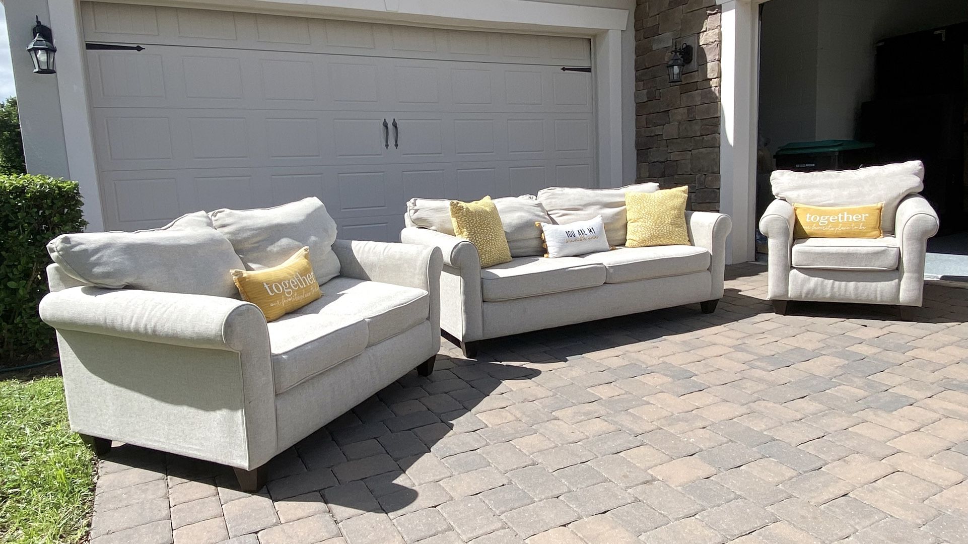 3 Piece Kevin Charles - Couch set