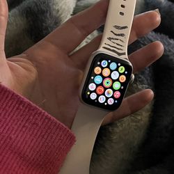 Apple Watch Series 6 