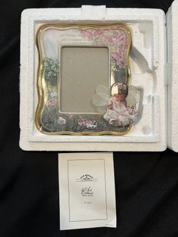 Van Hygan & Smythe Photo Frames