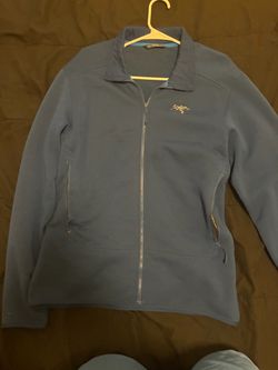 Arcteryx sweater