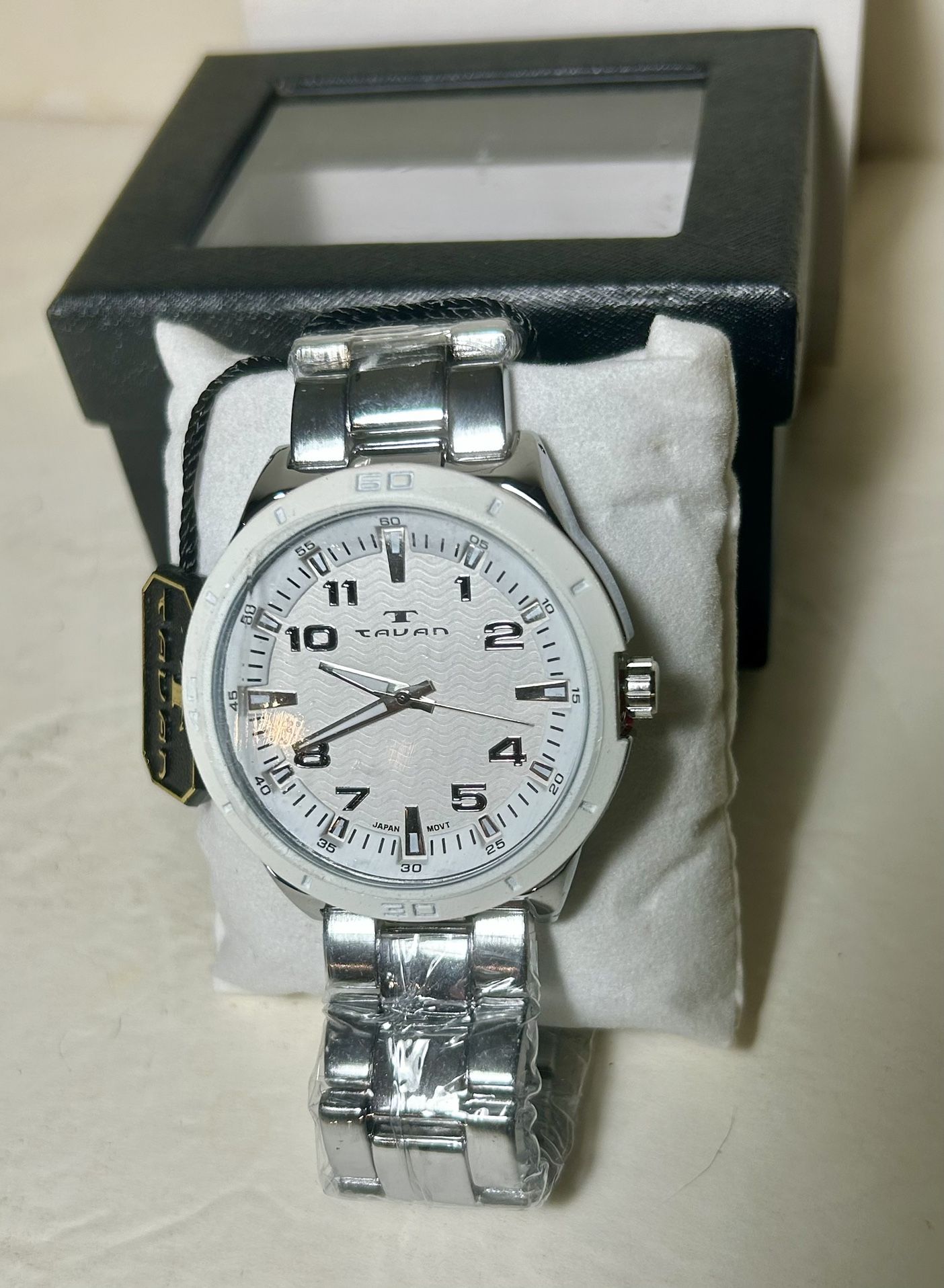 Tavan Men’s Privateer Series Watch White Dial Bezel Stainless Steel Band New!