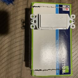 Leviton 10 Brand New Light Switches