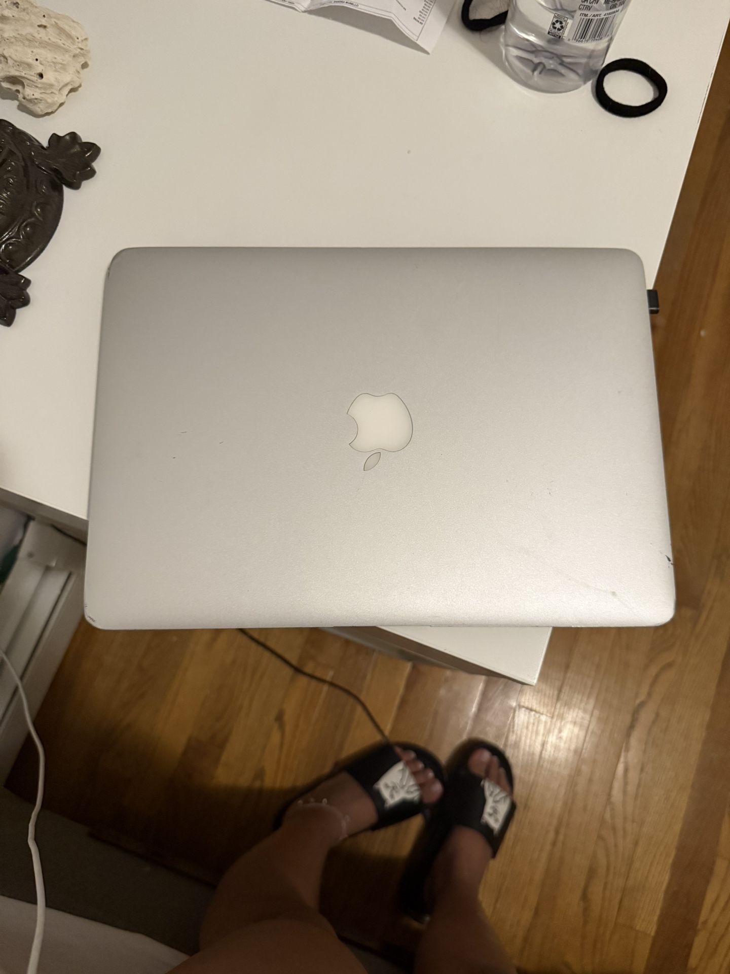 MacBook