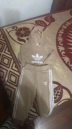 adidas toddler size 18-24 m 2t