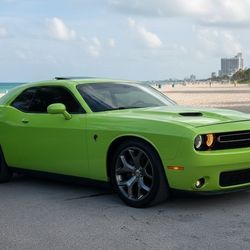 2015 Dodge Challenger R/T Plus 