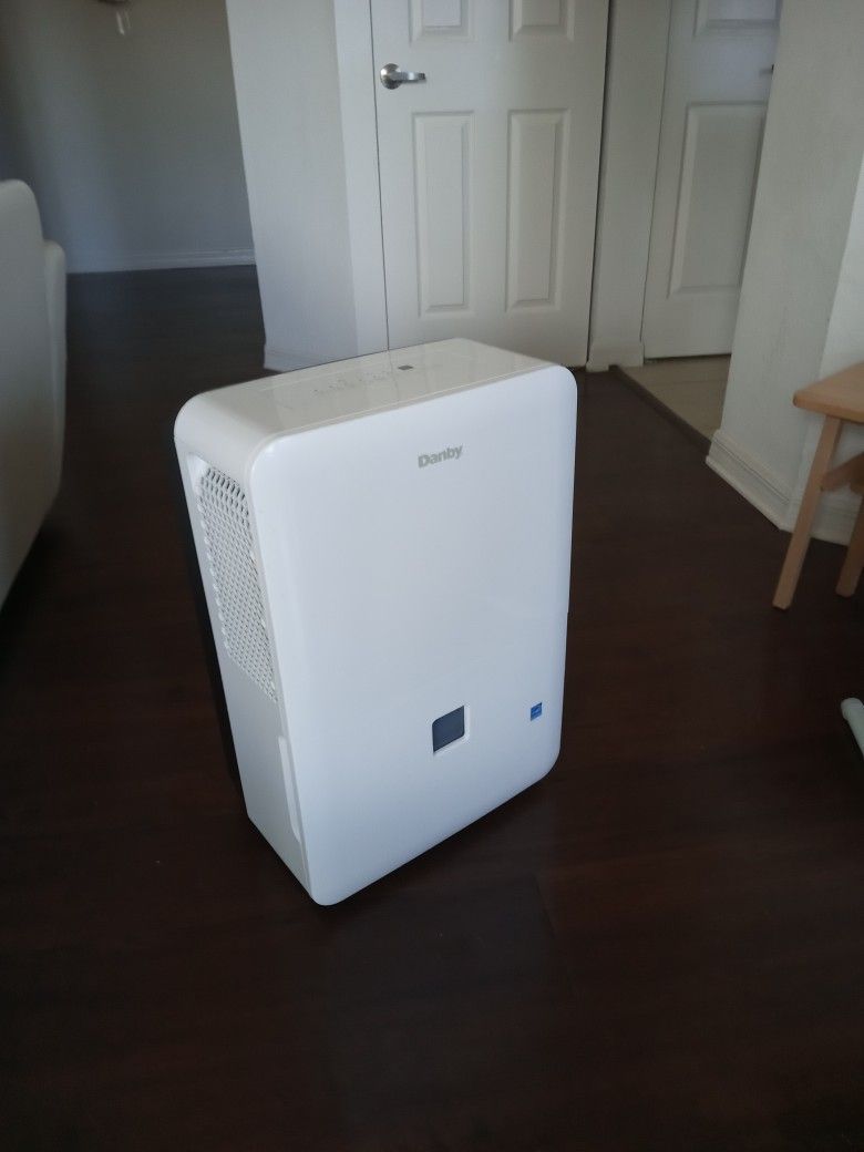 Danby Dehumidifier 50 Qt