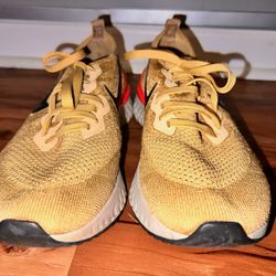 Nike Epic React FlyKnit 2