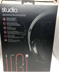 Beats studio model B0500