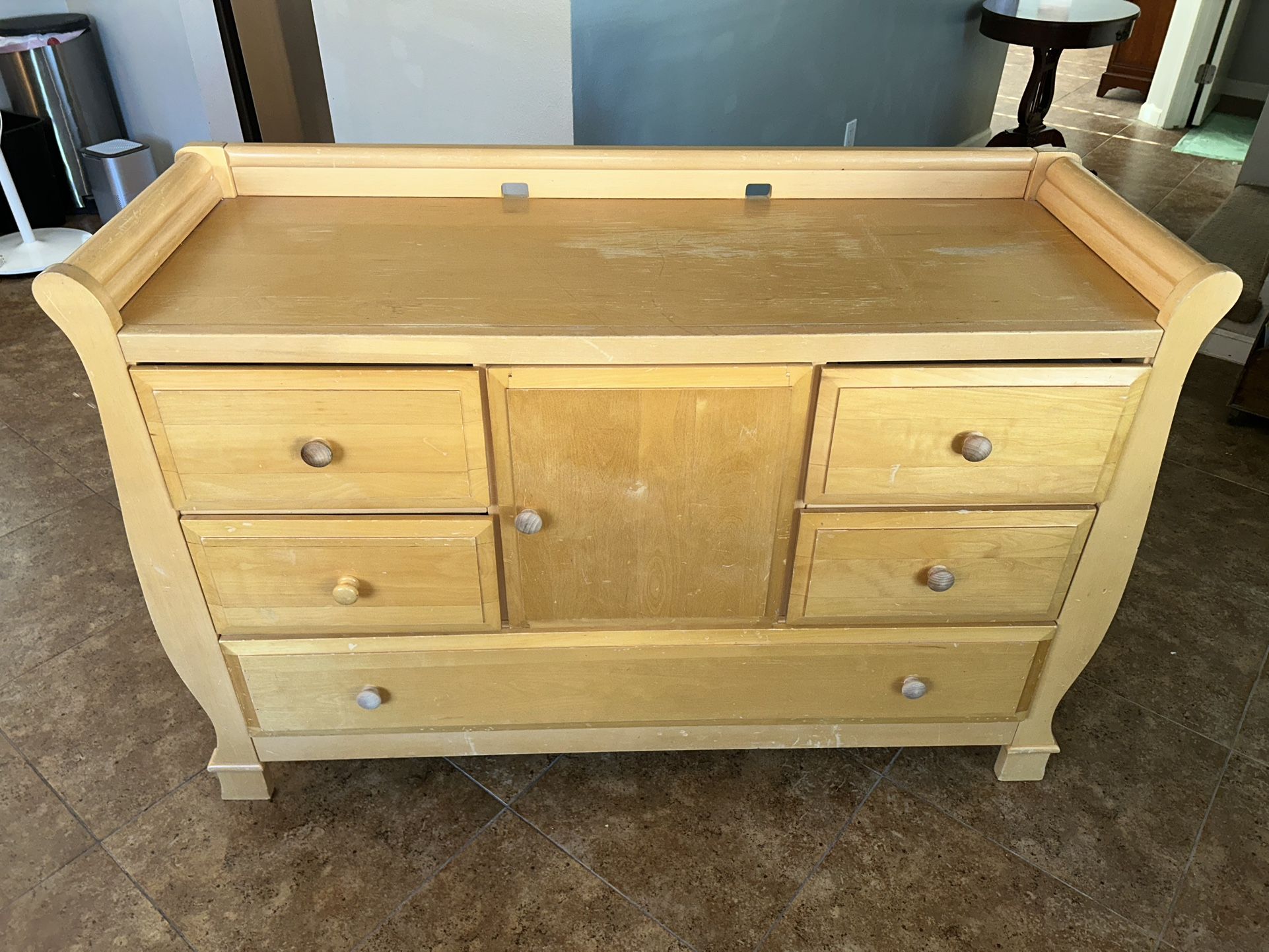 Dresser / Changing Table.