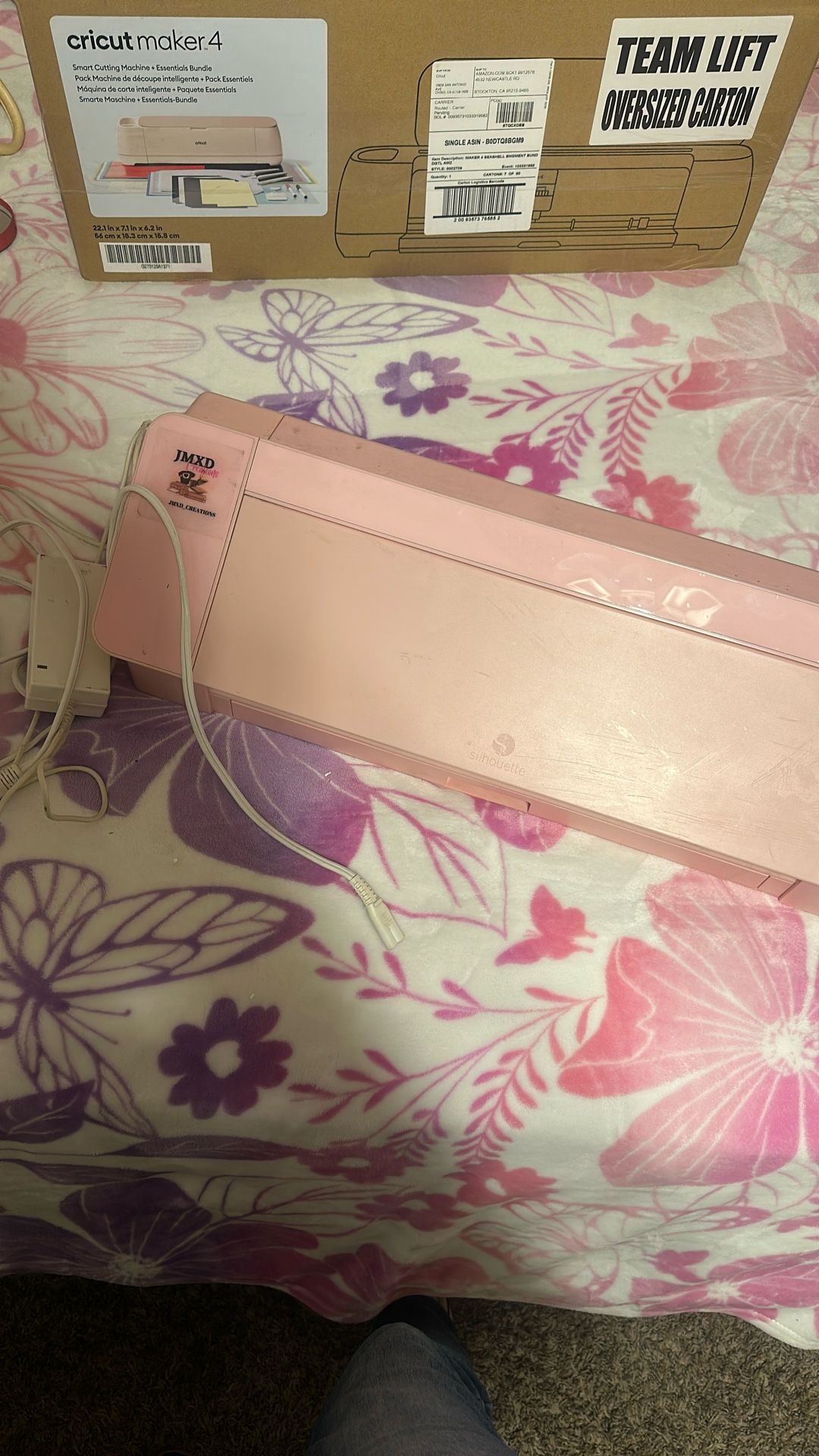 Silhouette Machine.. 