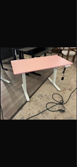 47’’ Pink Standing Desk