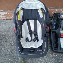 car seat + 3 bases + mirror + stroller