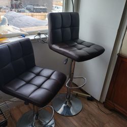 CHAIRS FOR KITCHEN ISLANDS