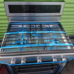 Una Estufa De Gas 5 Quemadores   Tres Meses De Garantia Se lleva El Mismo Dia