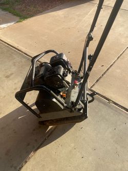 Plate compactor