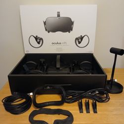 Oculus  Rift VR w/Extras