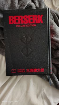 Berserk deluxe edition Vol 1&2