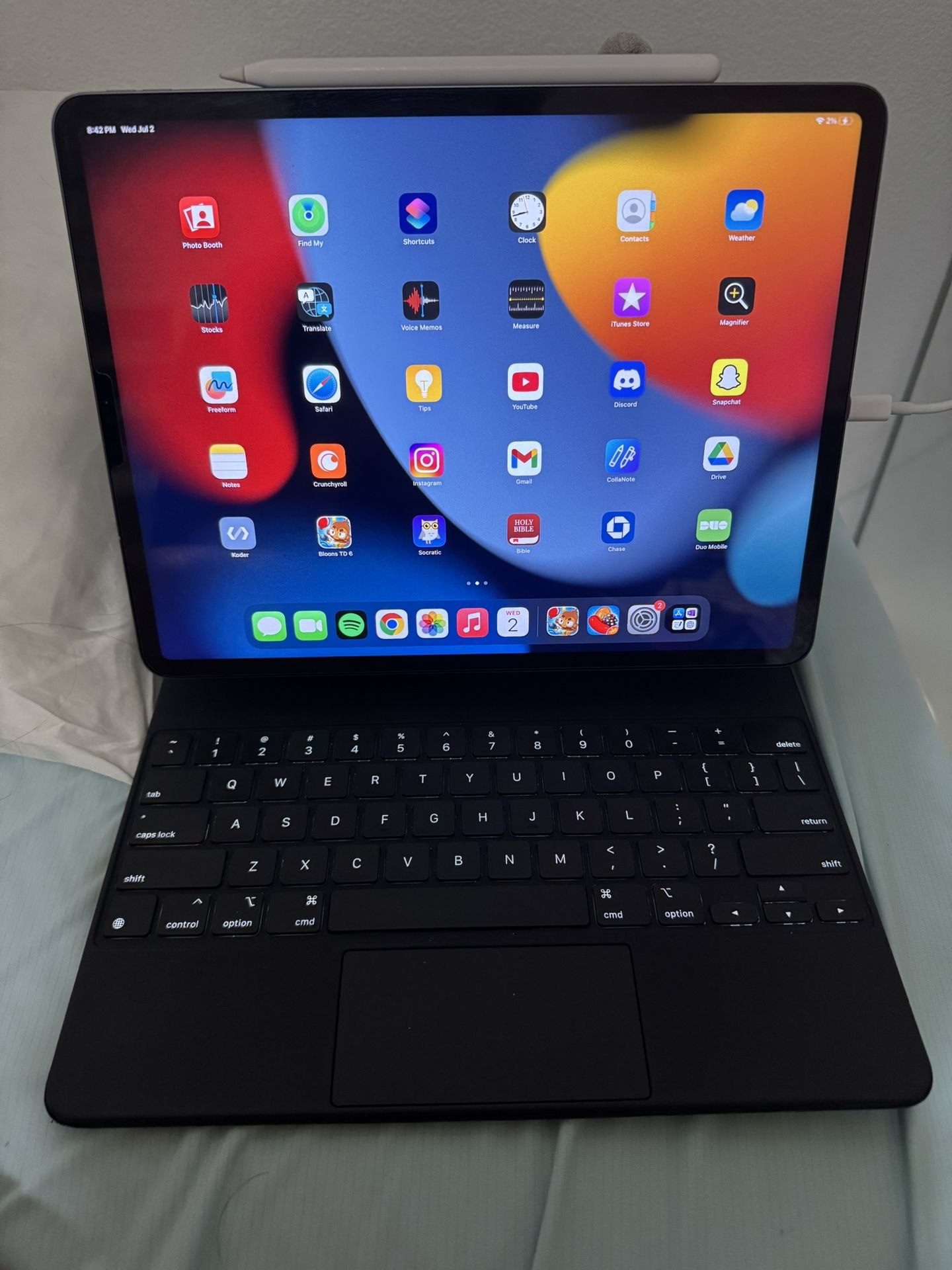 iPad pro 12.9 inch M1 chip full set