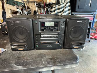 Sony Boom box CFD–606 CD radio cassette recorder 6 CD changer AM/FM removable speakers batteries work great  I’ve tested everything but the cassette b