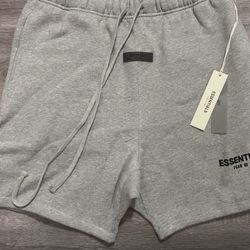 Essentials Shorts Grey