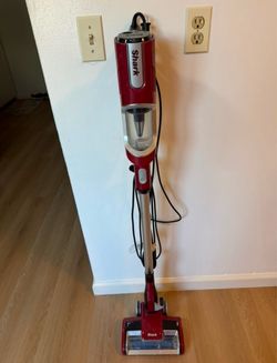 Title: Shark Upright Vacuum Cleaner – Red & Silver – Model HZ2002
