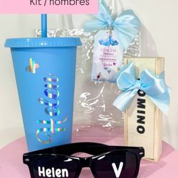 Take advantage of our 15ñera /Wedding Bundle Kits!! 

"Make your own kits" by choosing 3,4 or 5 items and comes on a transparent gift bag! 

Share wit