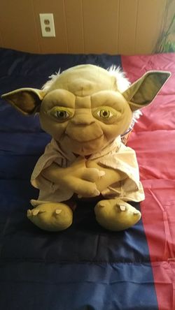 Star Wars Yoda doll