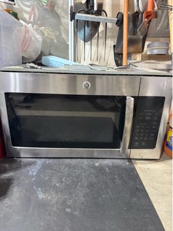 Ge microhood