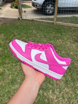 Nike Dunk Low Active Fuchsia Size 5.5y (7 Women)