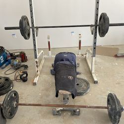 bench press and bumper plates 