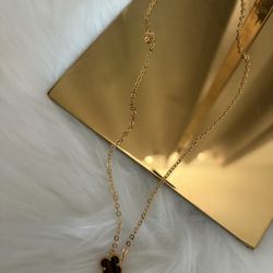 Mini Clover Charm Necklace 🤎 