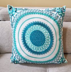 18" x 18" Turquoise/Teal/White Design Decorative Pillow
