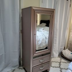 Wardrobe Mirrored With Drawers