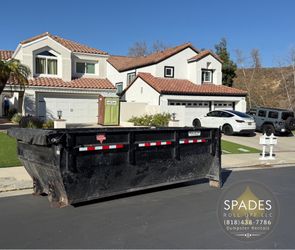 14 Yard Dumpster/ House Hold Junk/ Construction/ Demolition