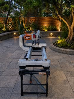 ‼️ RIDGID TILE MACHINE ON A STAND WTS2000L 10-inch WET TILE SAW ‼️PLEASE, CHECK MY OTHER LISTINGS AND FOLLOW
