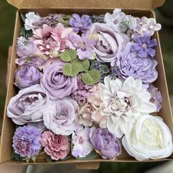 Purple Light Lavender Box Of Flowers For Birthday, Wedding, Anniversary, Special Events