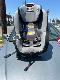 Graco Contender Slim Convertible Car Seat