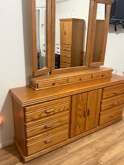 Oak Wood Dresser with Triple Mirror