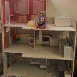 Rainbow High Doll House