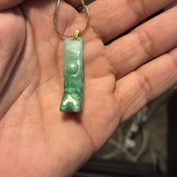 Vintage Solid 18K Yellow Gold White and Green Carved Dragon Jade Natural Pendant Charm