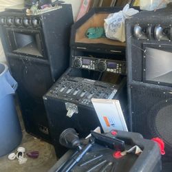Everything Must Go Move Out By Tomorrow 