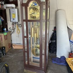 Grandfather Clock In Excellent Condition!!