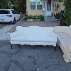 Couch Vintage Super Comfy