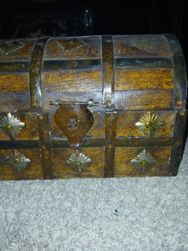 Vintage Treasure Chest