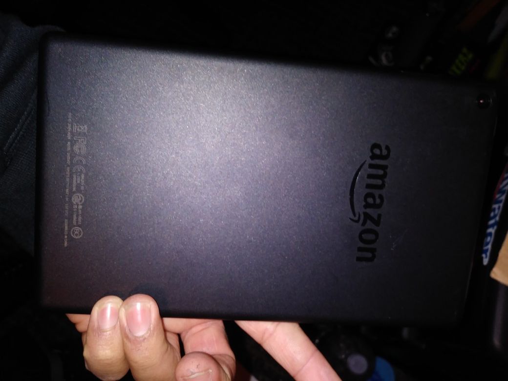 Amazon fire kindle 8gb