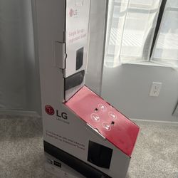 LG soundbar and subwoofer