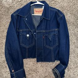 Cropped Levi Jean Jacket