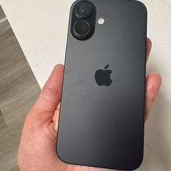 iPhone 16 (4 PARTS OR international)