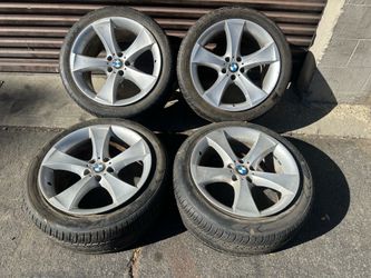 BMW X6 staggered 20 inch aluminum wheels. 5 on 120mm