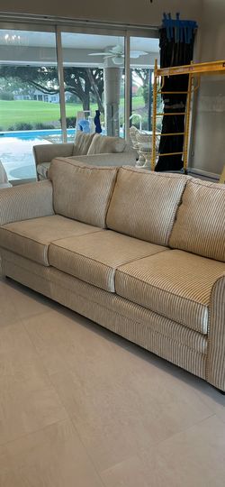 Couch and loveseat sofa has a queen size sleeper